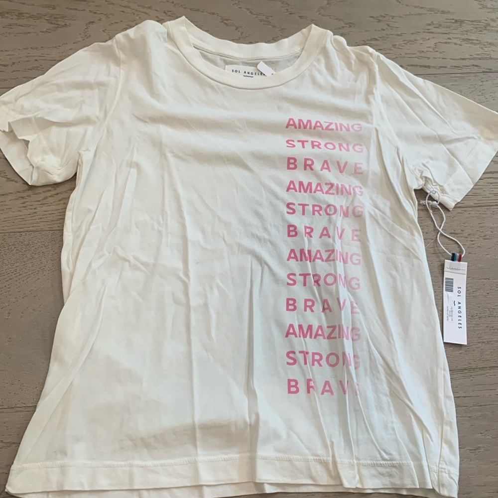 Sol Angeles brand new NWT amazing strong brave crew tee x-small